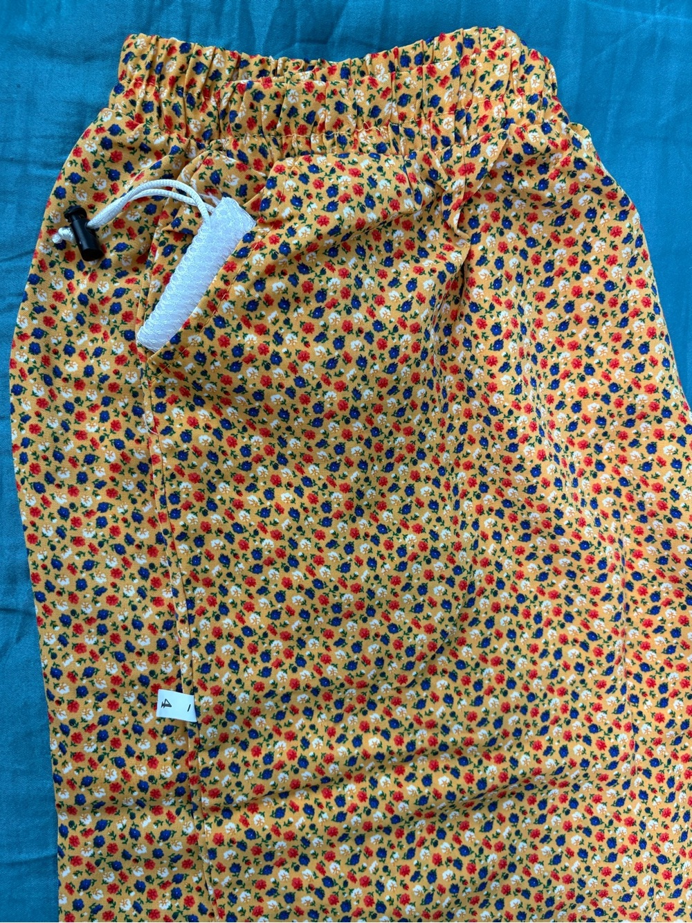 Mango Silk Floral Cotton Pajama Set - Yellow - Picture 4 of 5
